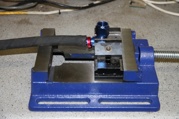 Put miniature vice into drill press vice